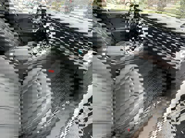 Used 2023 Audi Q8 Premium Plus w/ Premium Plus Package image 23