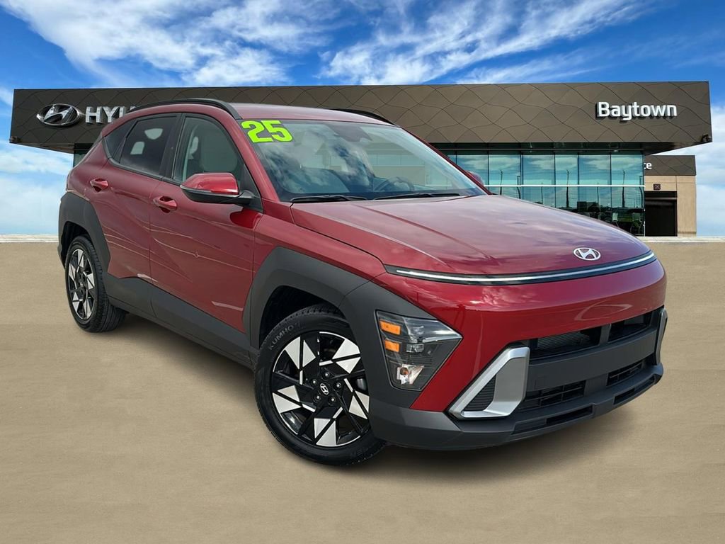 Used 2025 Hyundai Kona SEL image 1