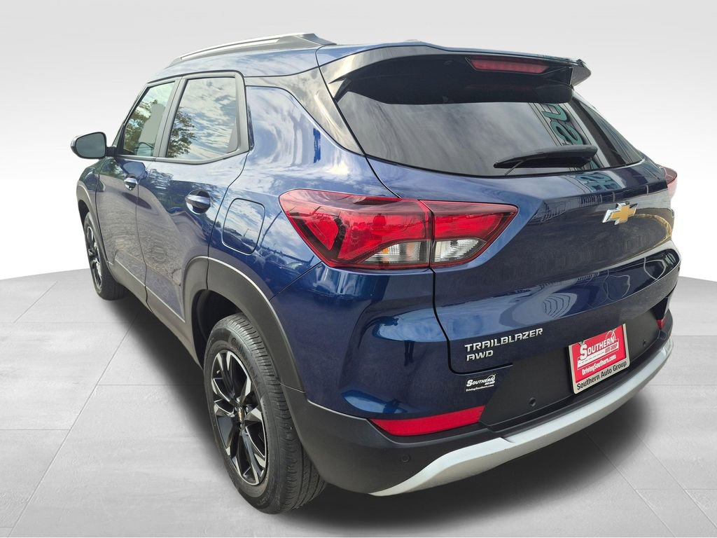 Used 2022 Chevrolet TrailBlazer LT w/ Convenience Package image 4