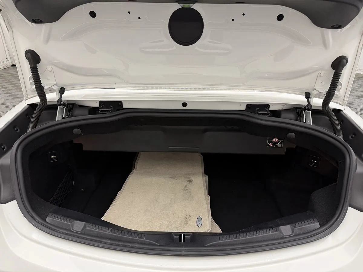 Used 2018 Mercedes-Benz E 400 4MATIC Cabriolet image 45