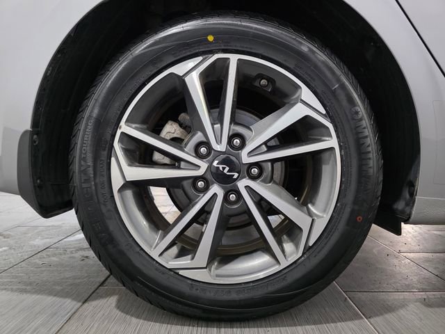 Used 2023 Kia Forte LXS image 24