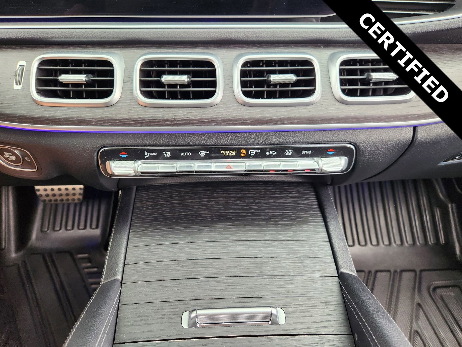 Certified 2022 Mercedes-Benz GLE 350 w/ AMG Line Interior image 20