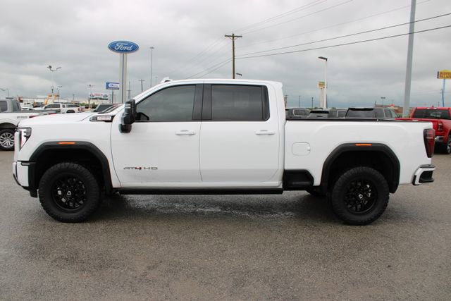 Used 2024 GMC Sierra 2500 AT4 w/ AT4 Premium Plus Package AWD/4WD image 10