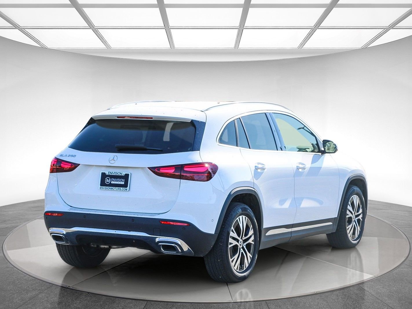 Certified 2025 Mercedes-Benz GLA 250 image 4