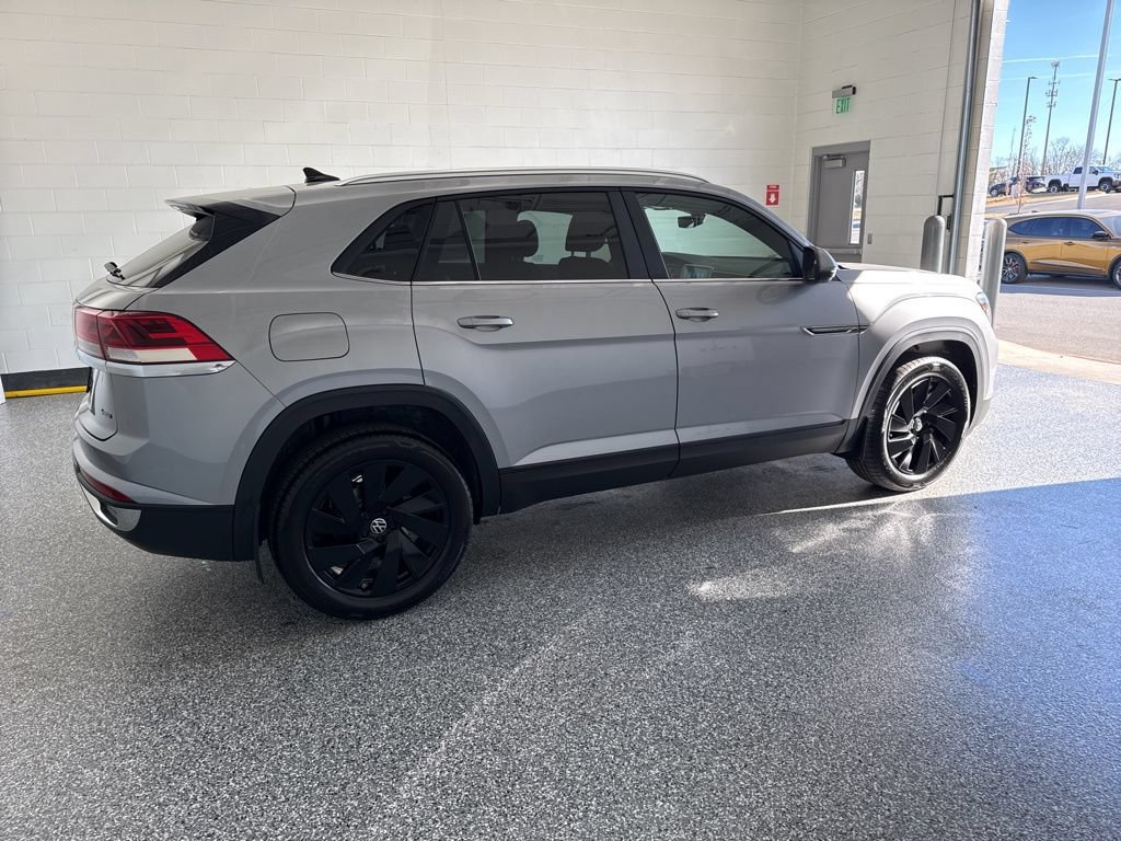 New 2026 Volkswagen Atlas Cross Sport SE AWD/4WD image 4