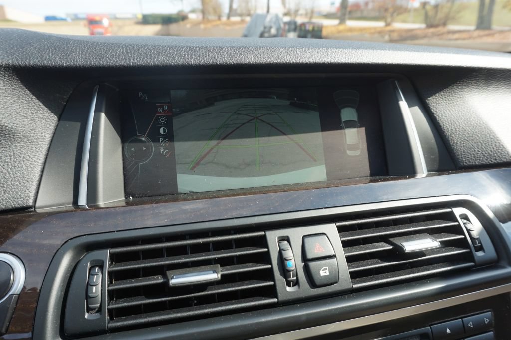 Used 2014 BMW 535i xDrive Sedan AWD/4WD image 39