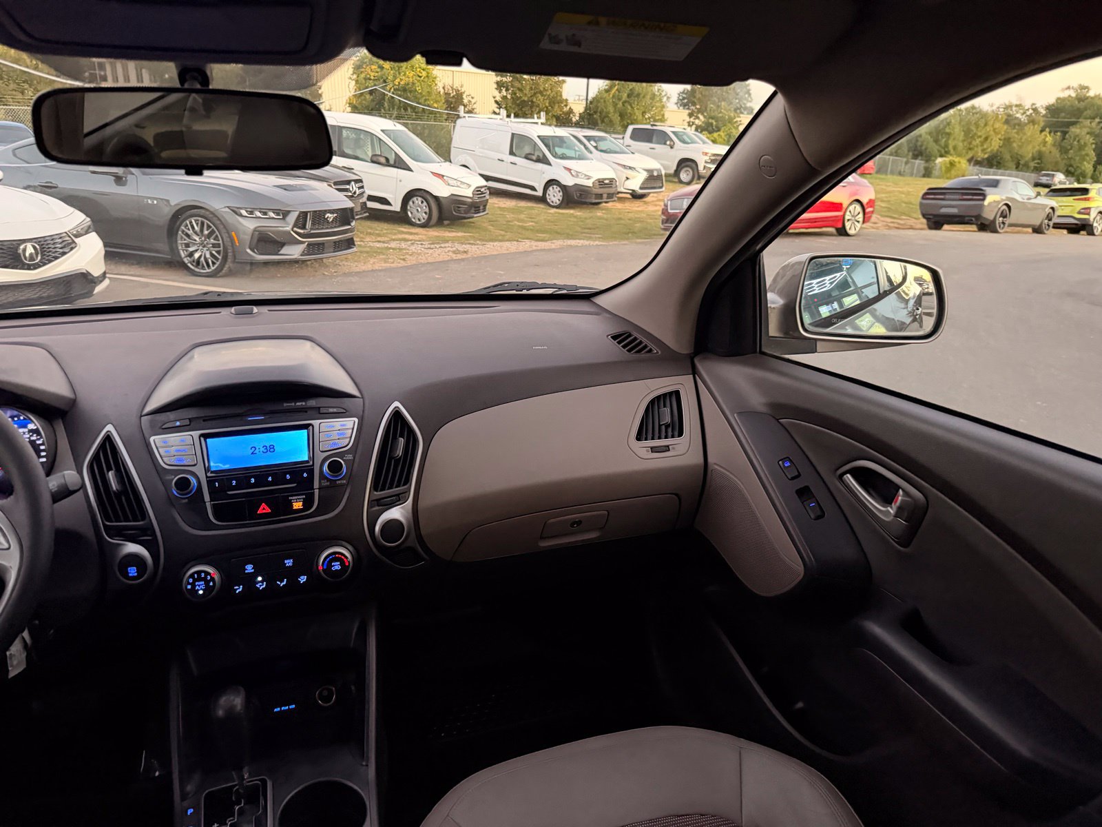 Used 2011 Hyundai Tucson GLS FWD image 26