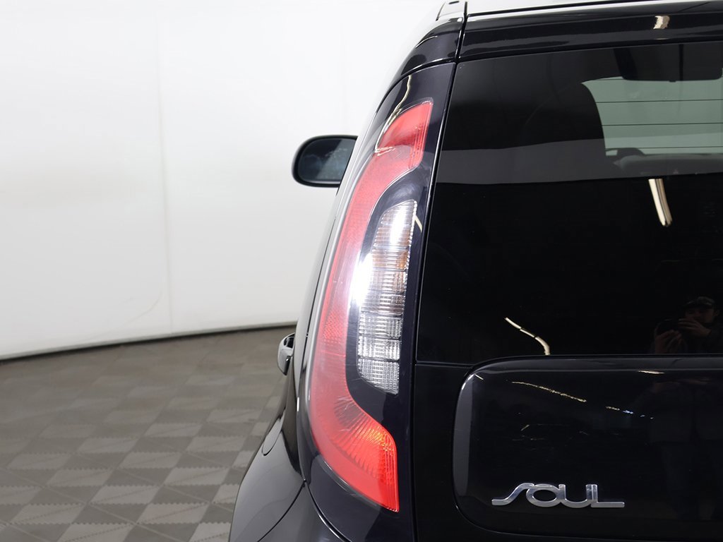 Used 2017 Kia Soul image 9