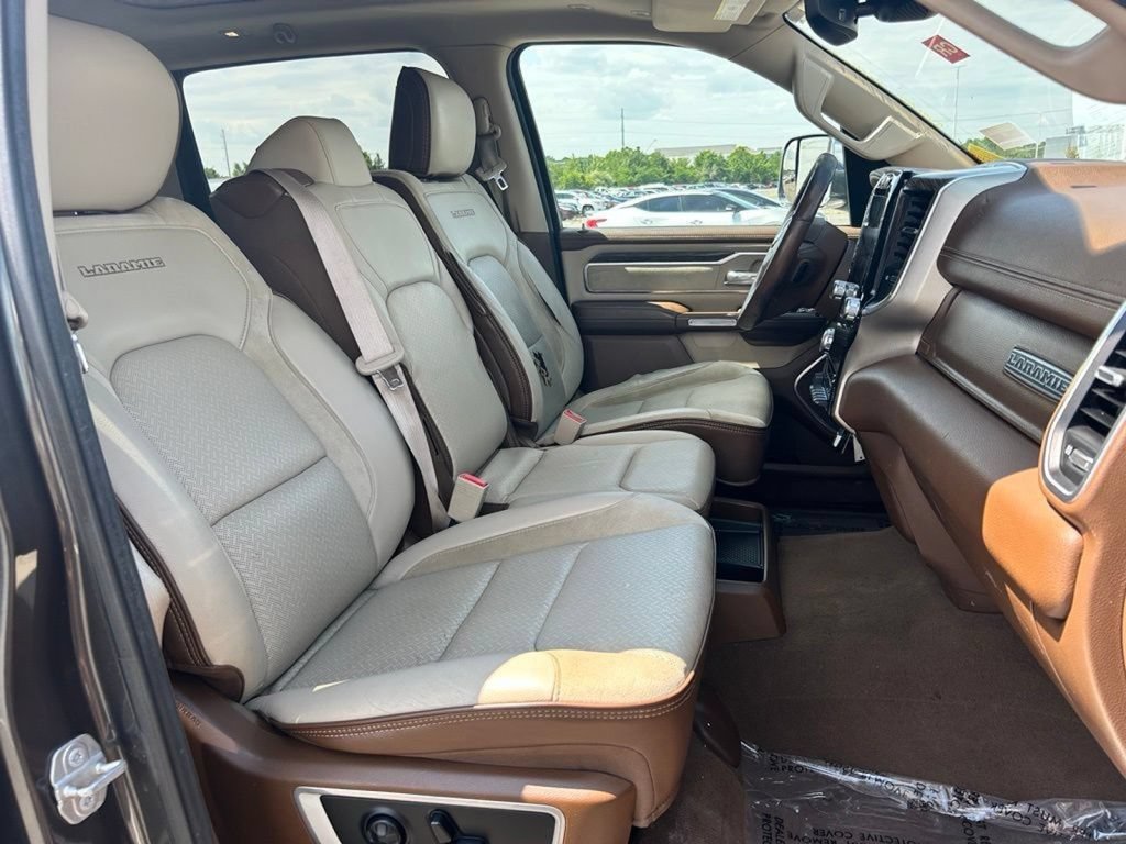 Used 2019 RAM 1500 Laramie AWD/4WD image 10