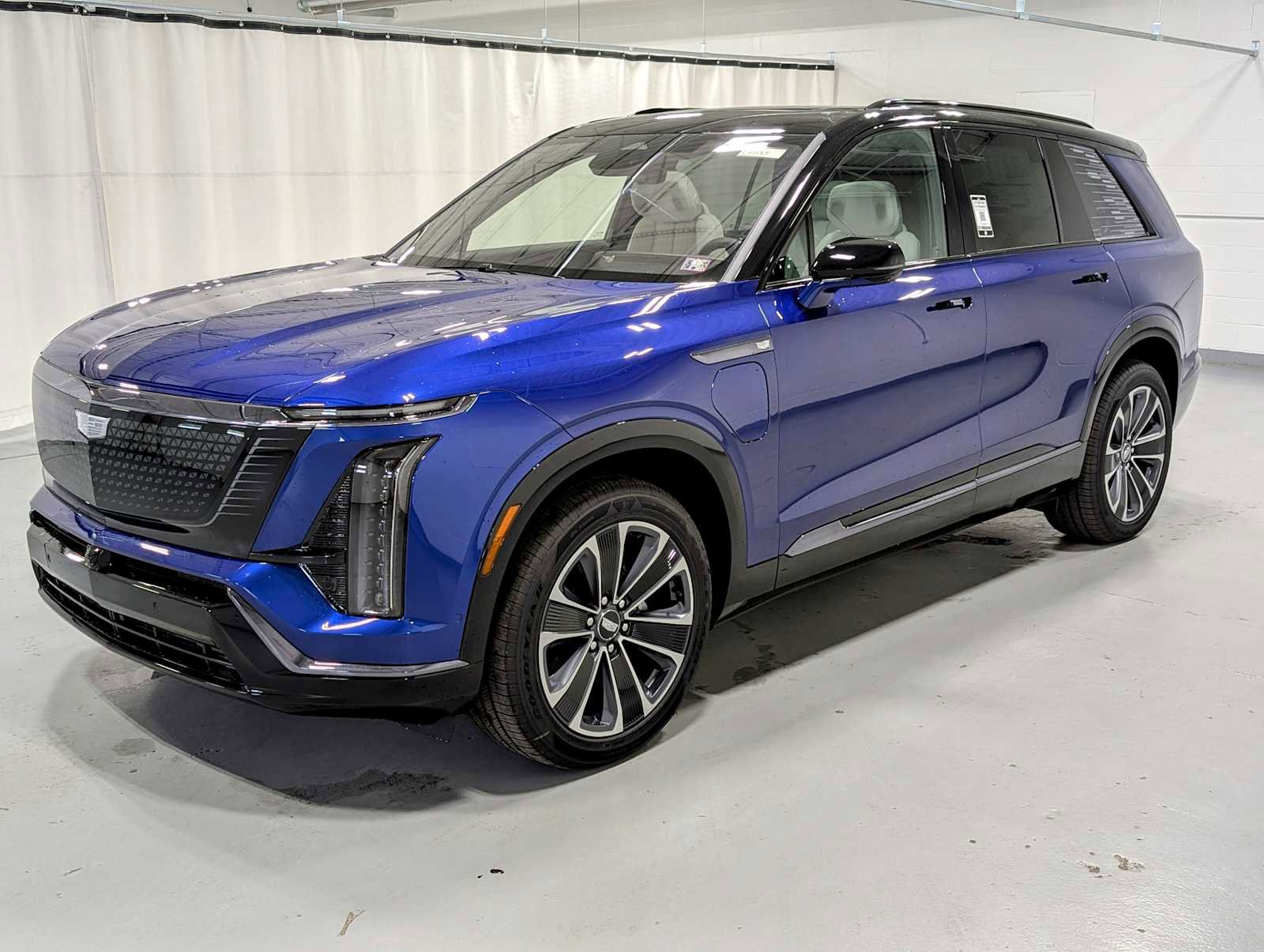 New 2026 Cadillac Vistiq Sport w/ LPO, Floor Liner Package