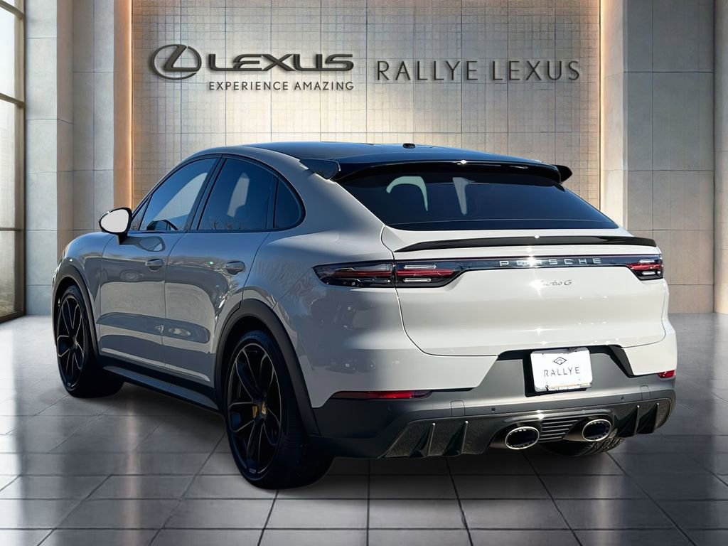 Used 2022 Porsche Cayenne Turbo GT image 5