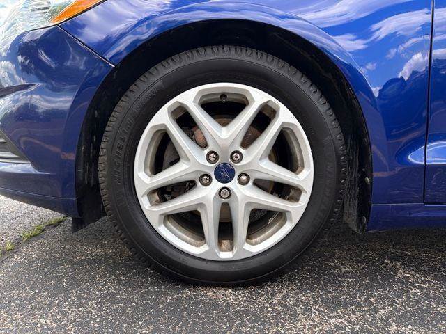 Used 2014 Ford Fusion SE FWD image 21