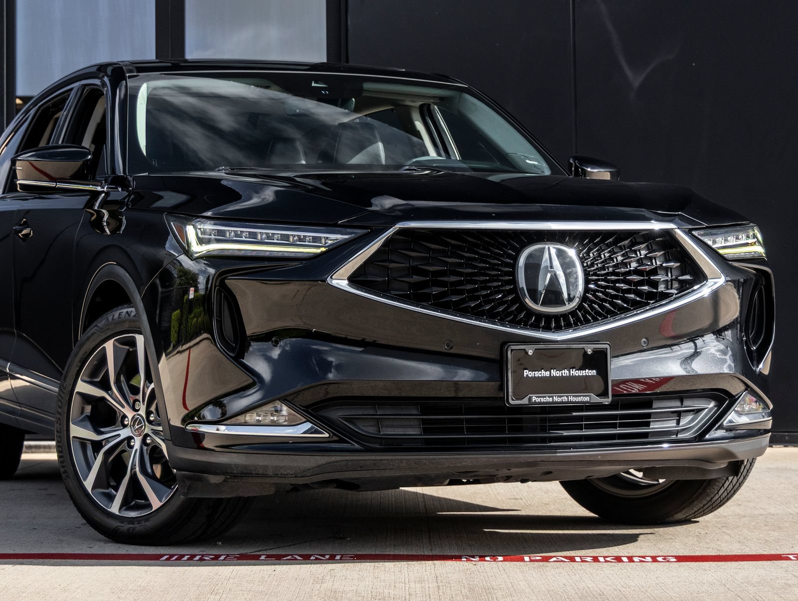 Used 2022 Acura MDX w/ Technology Package AWD/4WD image 5