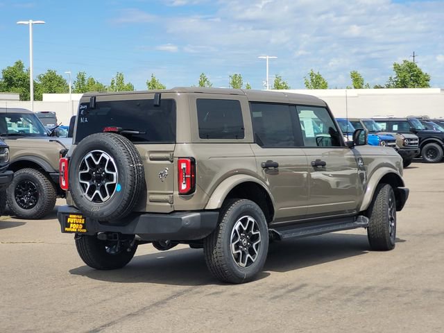New 2026 Ford Bronco Outer Banks AWD/4WD image 4