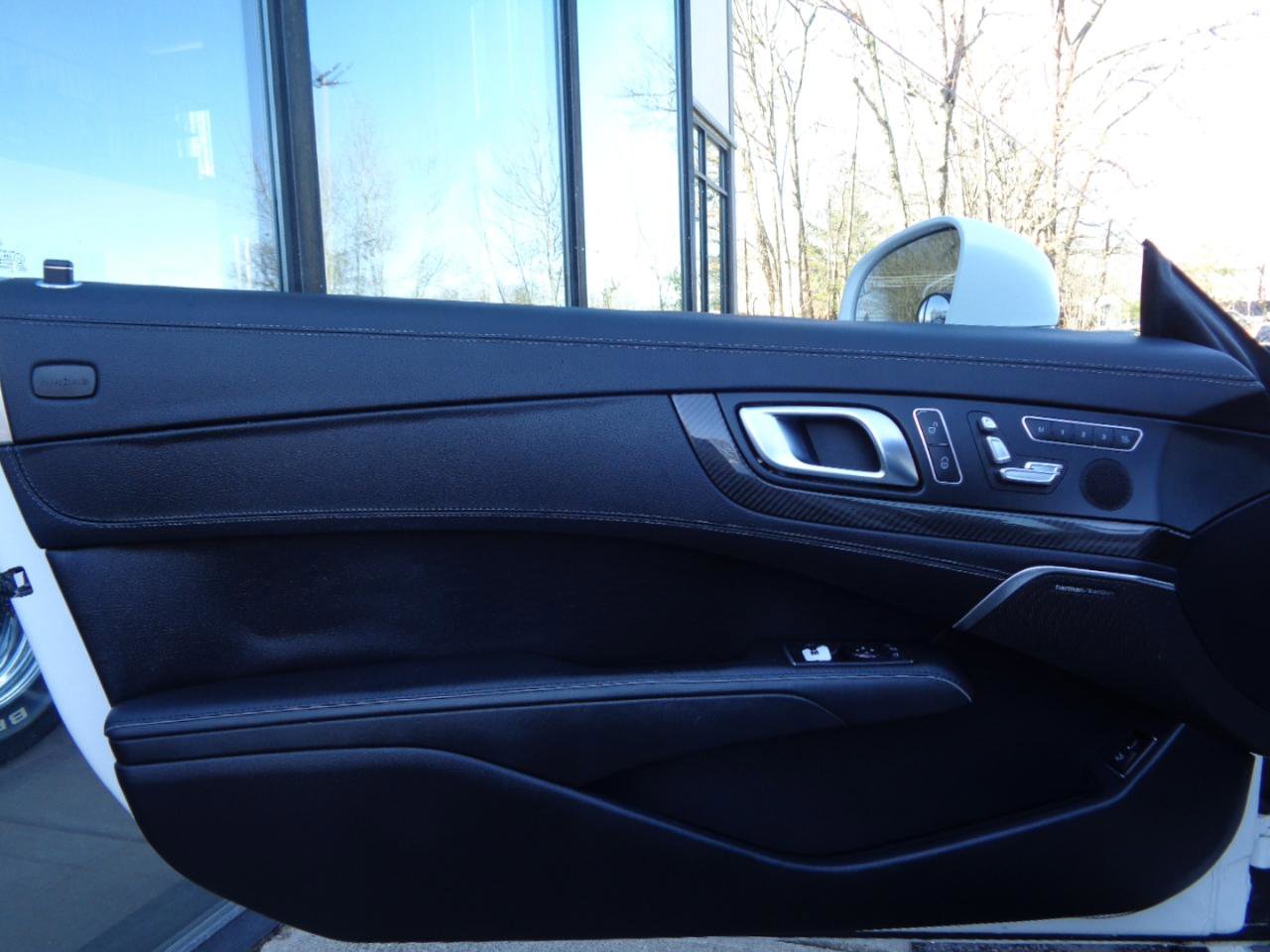 Used 2013 Mercedes-Benz SL 63 AMG 2dr Roadster SL 63 AMG w/ Premium Pkg image 15