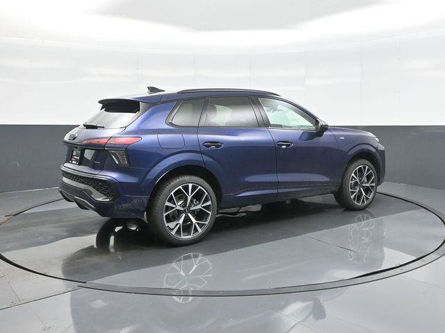 New 2026 Audi Q3 quattro 2.0T AWD/4WD image 7