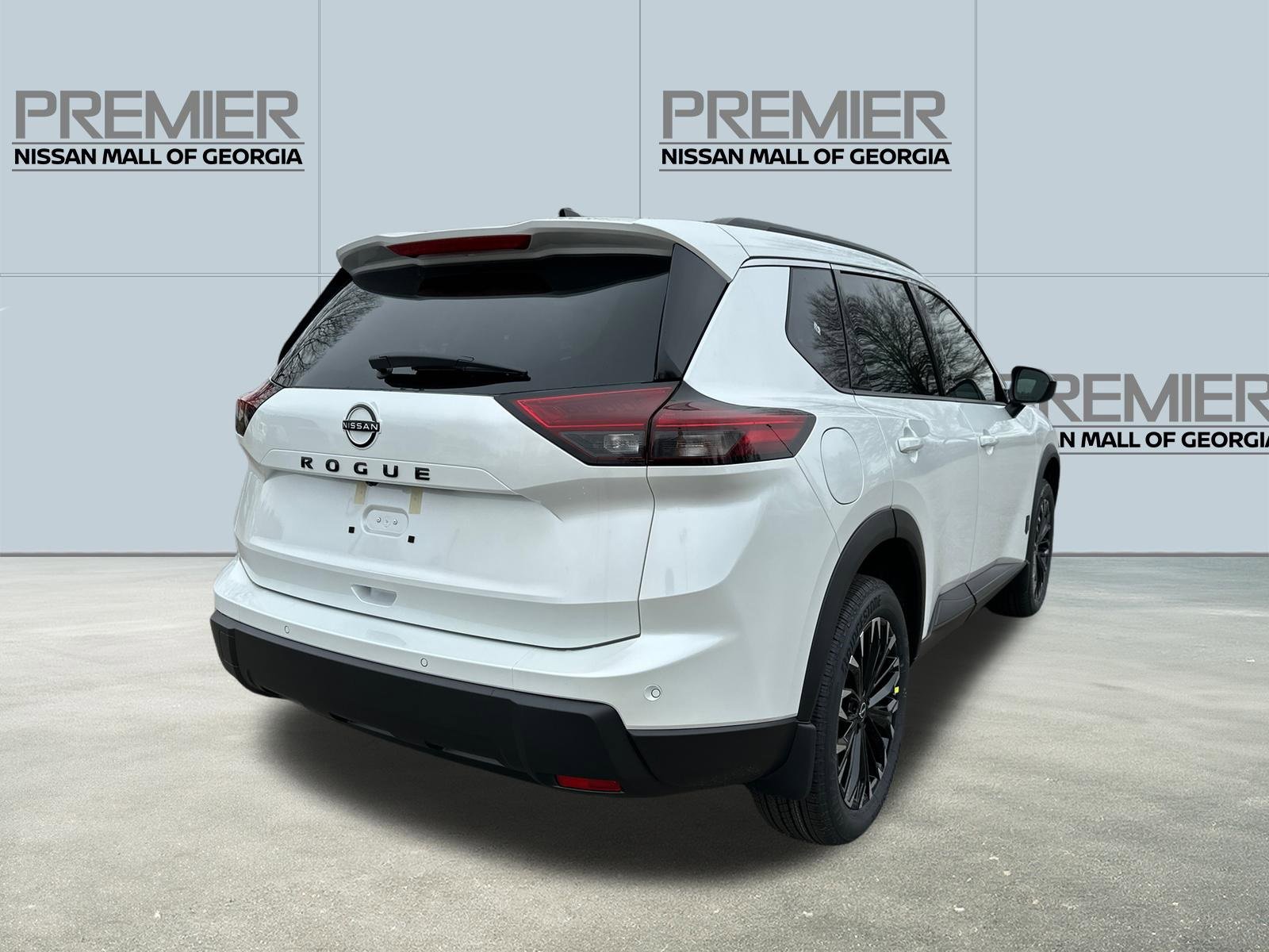 New 2026 Nissan Rogue Dark Armor image 5