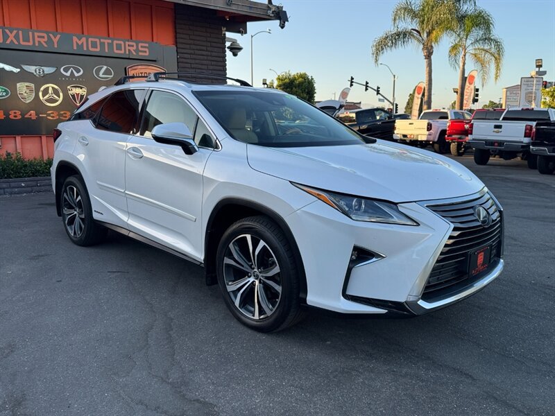 Used 2018 Lexus RX 450h AWD w/ Premium Package image 21