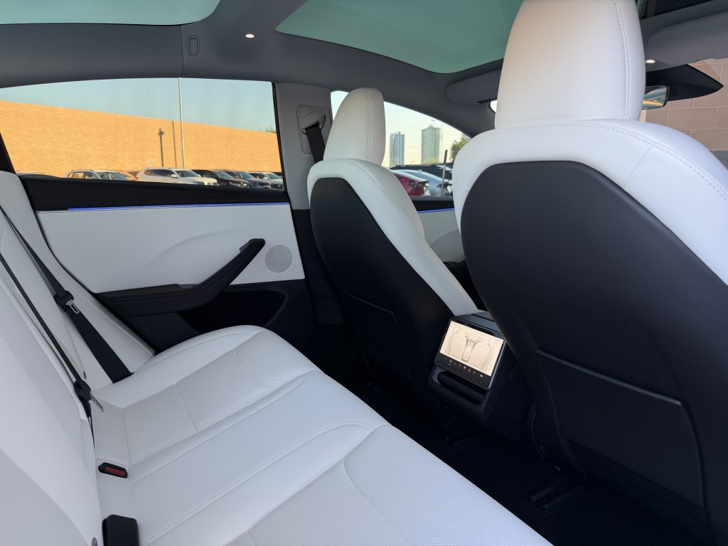 Used 2025 Tesla Model 3 Long Range image 42
