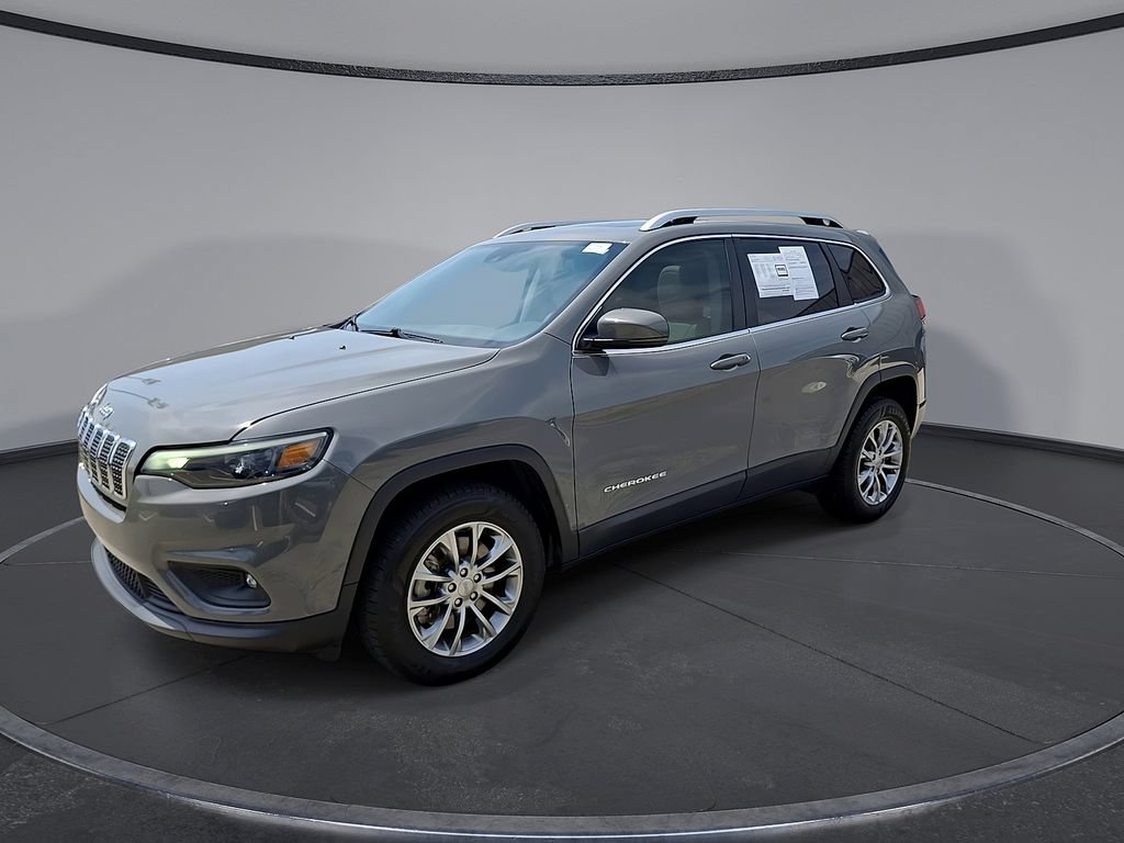 Used 2021 Jeep Cherokee Latitude Lux w/ Sun & Sound Group AWD/4WD image 3