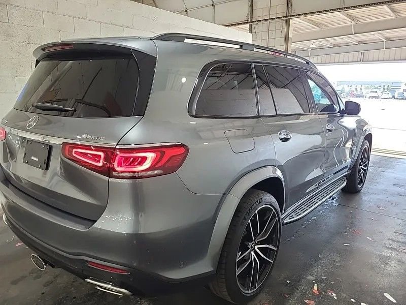Used 2021 Mercedes-Benz GLS 580 4MATIC image 4