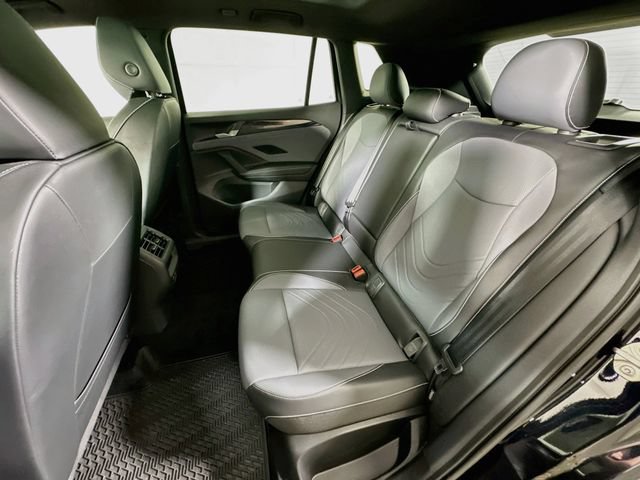 Certified 2025 Volkswagen Tiguan SE R-Line AWD/4WD image 24