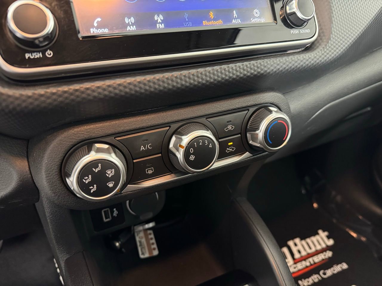 Used 2021 Nissan Kicks S image 15