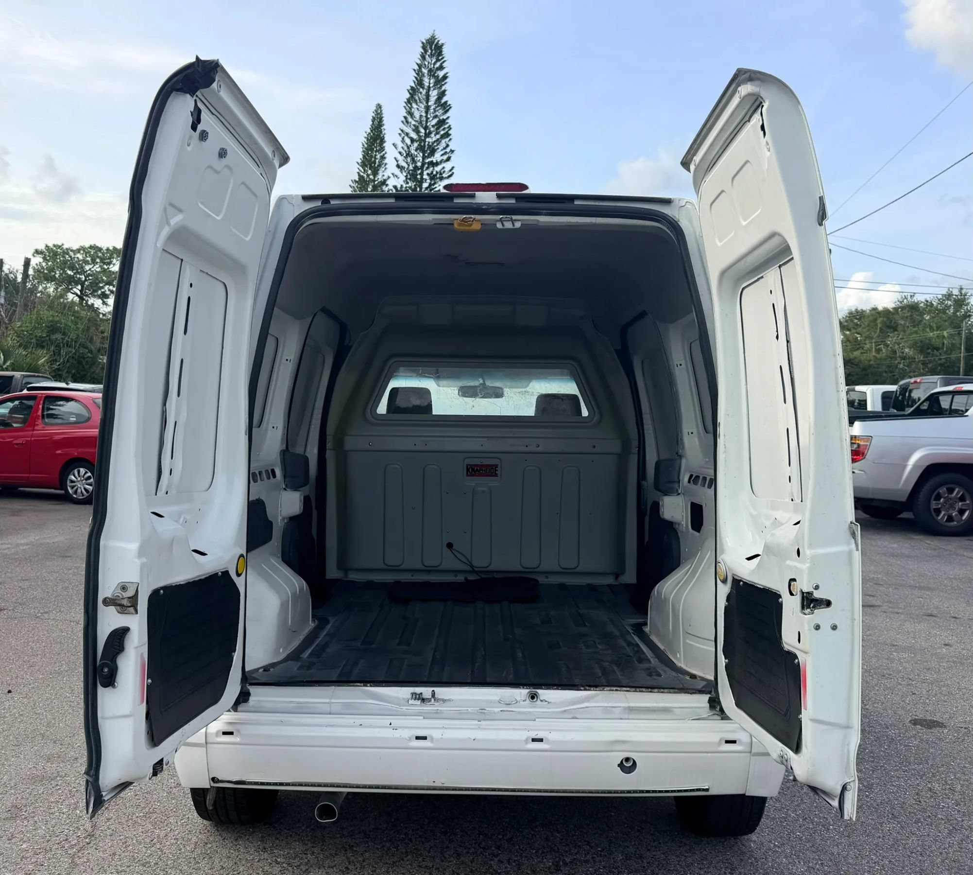 Used 2012 Ford Transit Connect XL FWD image 9