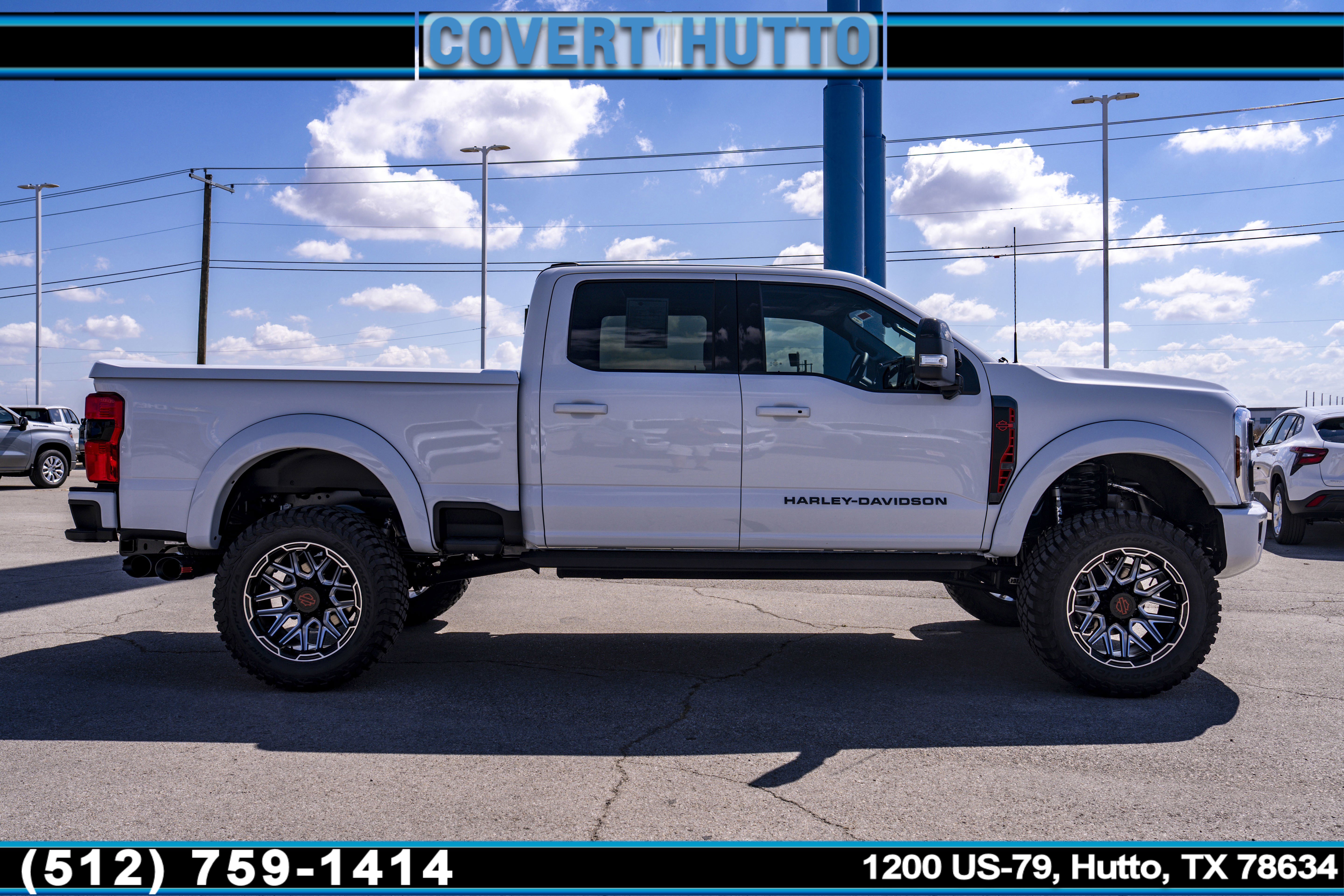 New 2026 Ford F250 Lariat w/ Black Appearance Package image 5