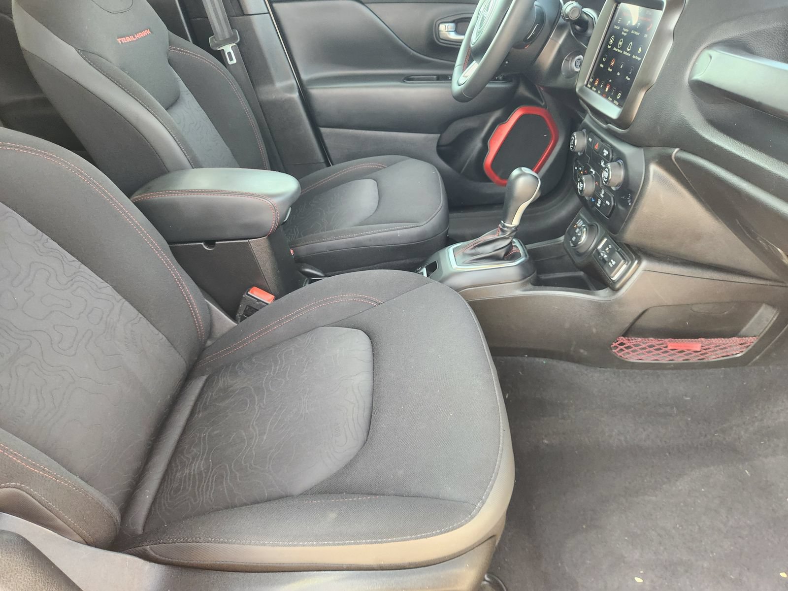 Used 2023 Jeep Renegade Trailhawk AWD/4WD image 14
