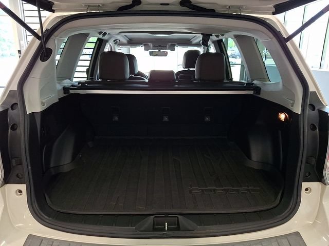 Used 2018 Subaru Forester 2.5i Touring w/ Popular Package #3B AWD/4WD image 29