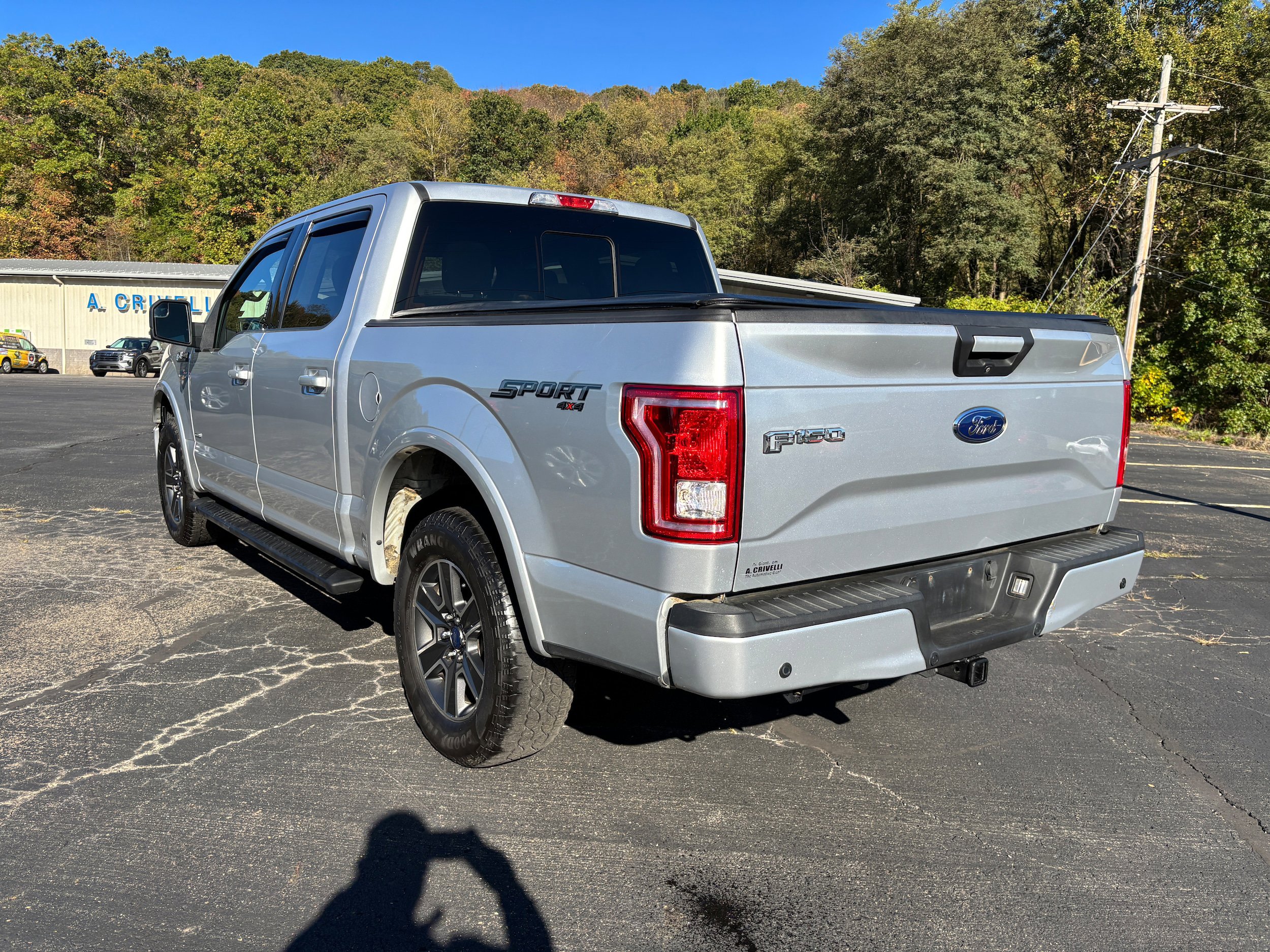 Used 2017 Ford F150 XLT w/ Equipment Group 302A Luxury video 4