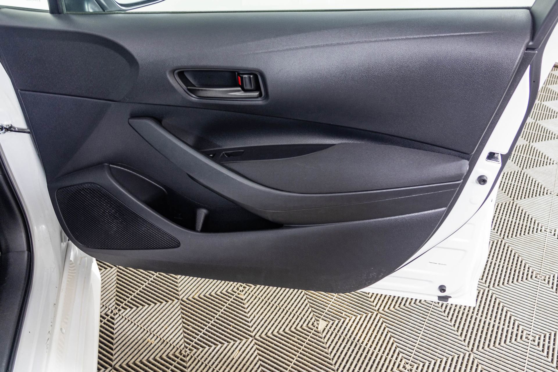 Used 2023 Toyota Corolla LE FWD image 45