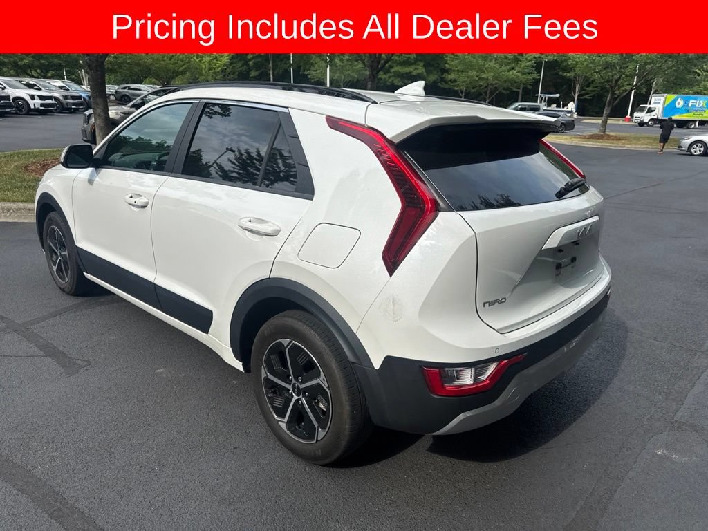 Certified 2024 Kia Niro EX FWD image 13