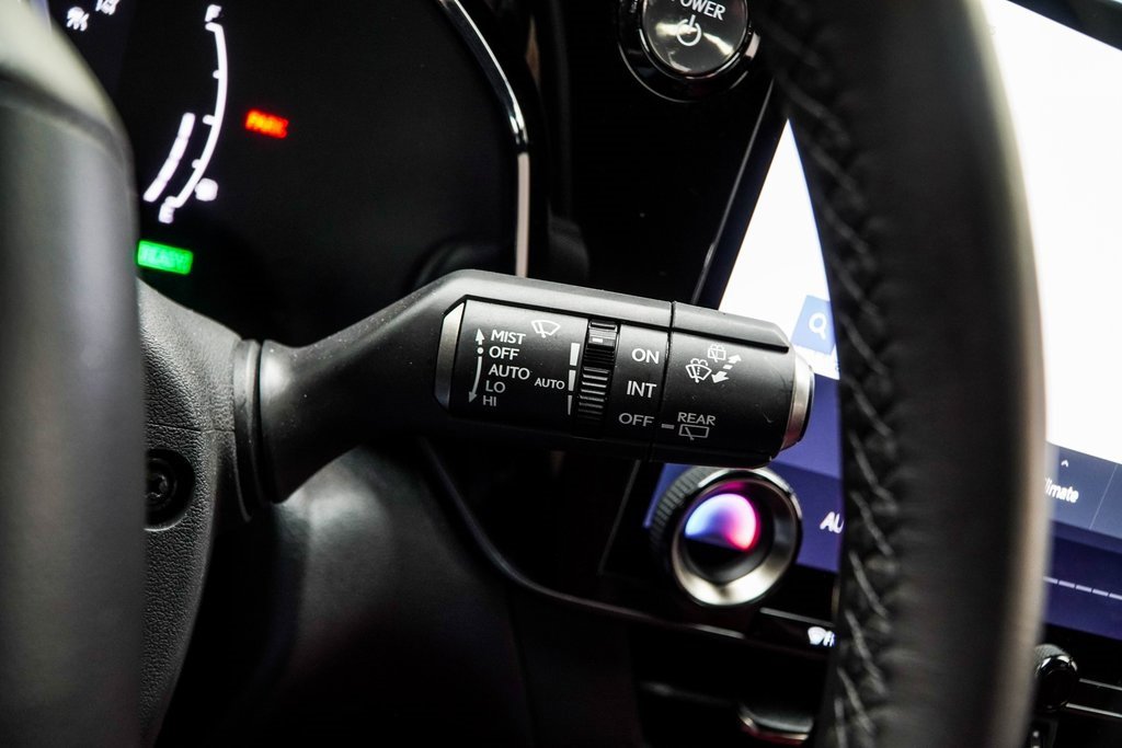 Used 2024 Lexus NX 300h AWD w/ Luxury Package image 31