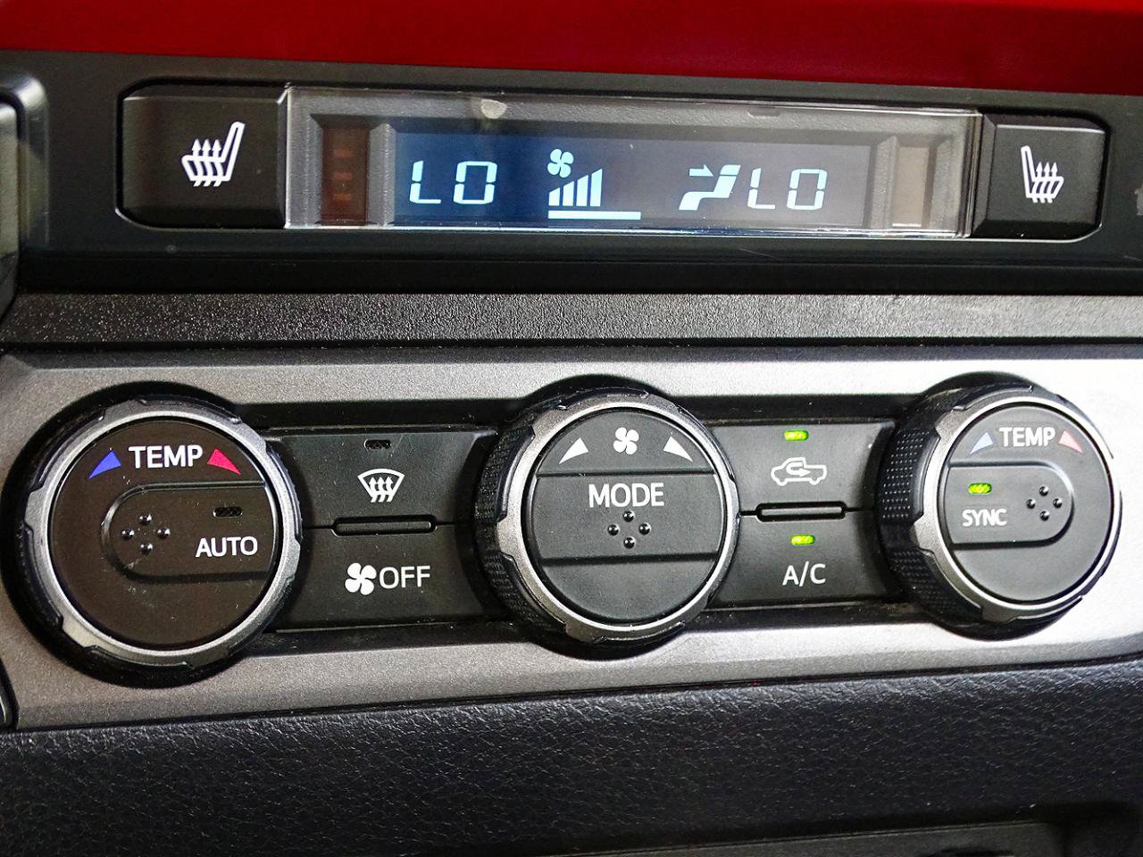 Used 2019 Toyota Tacoma TRD Off-Road AWD/4WD image 23