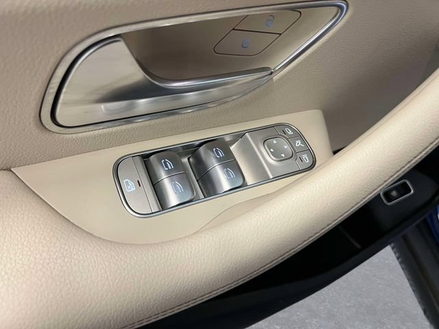 Used 2021 Mercedes-Benz GLE 350 4MATIC image 18