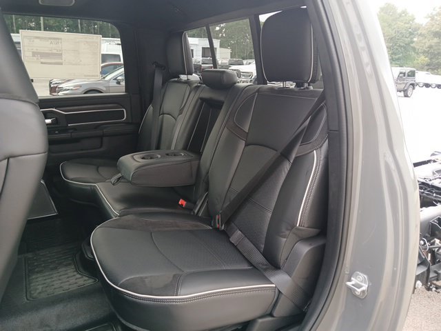 New 2027 RAM 3500 Big Horn w/ Laramie Trim Package AWD/4WD image 18