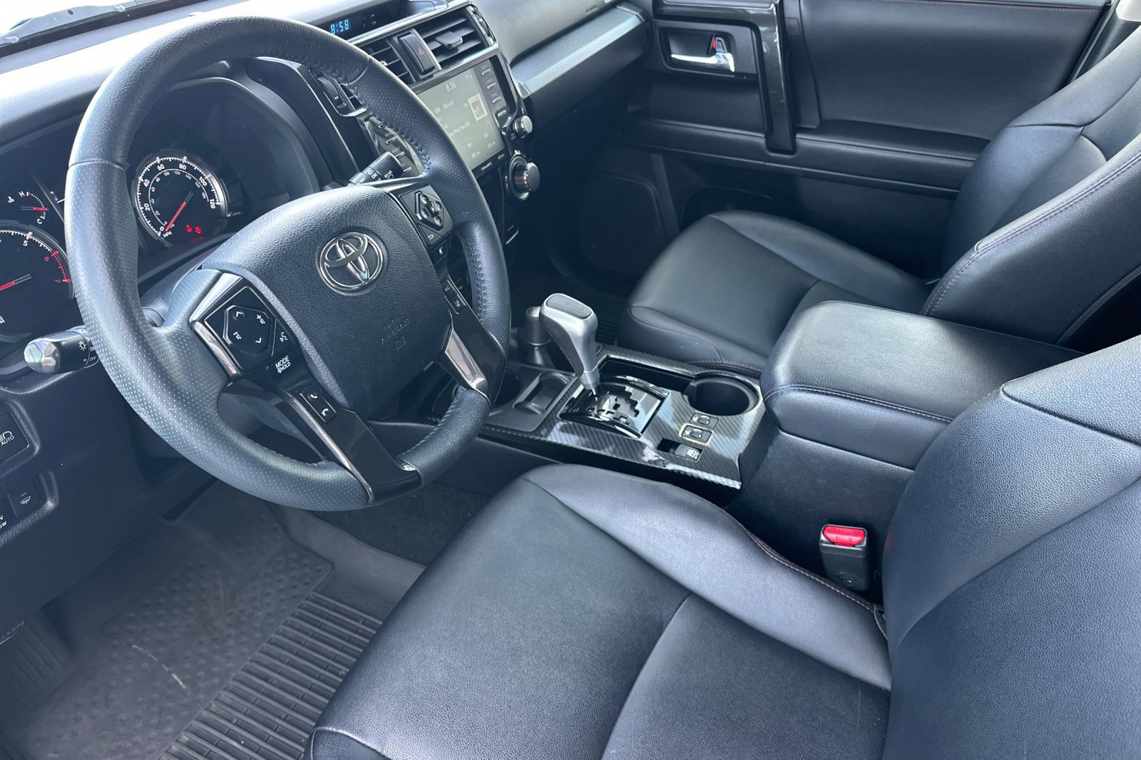 Certified 2022 Toyota 4Runner TRD Off-Road Premium image 9