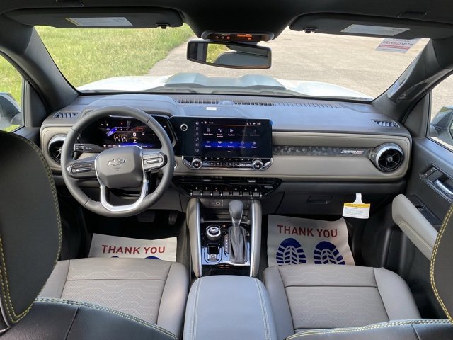 New 2025 Chevrolet Colorado ZR2 w/ Midnight Edition image 2