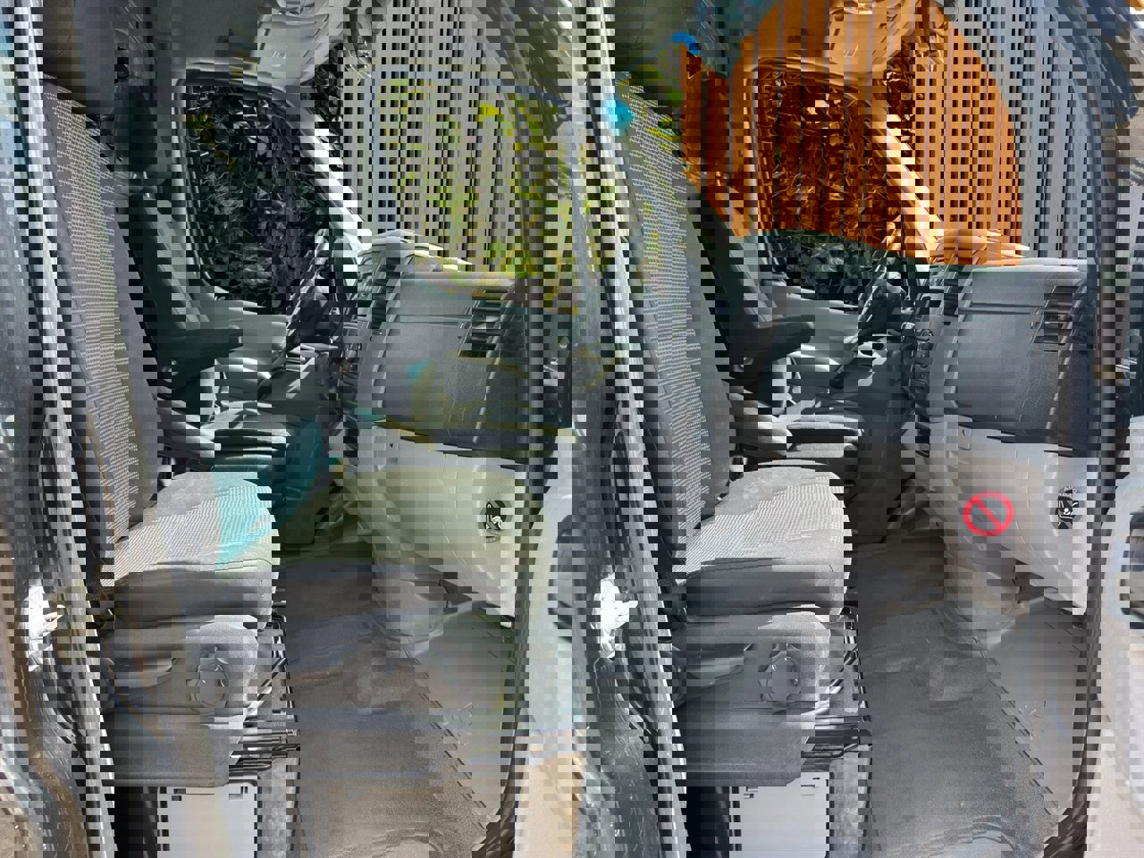 Used 2011 Freightliner Sprinter 2500 image 5