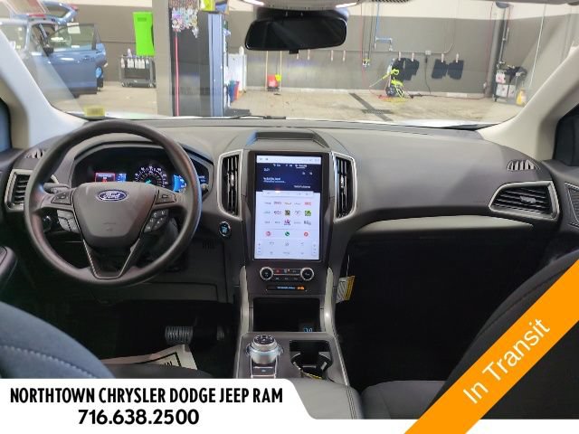 Used 2024 Ford Edge SE w/ Black Appearance Package AWD/4WD image 6