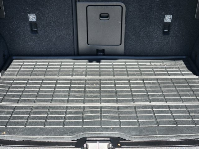 Certified 2023 Volvo XC40 Recharge Plus w/ Protection Package Premier AWD/4WD image 18