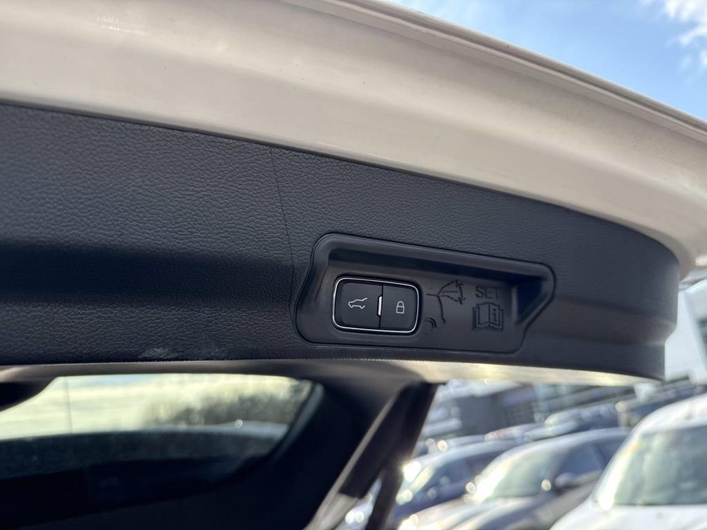 Used 2021 Ford Explorer ST w/ Equipment Group 401A image 7