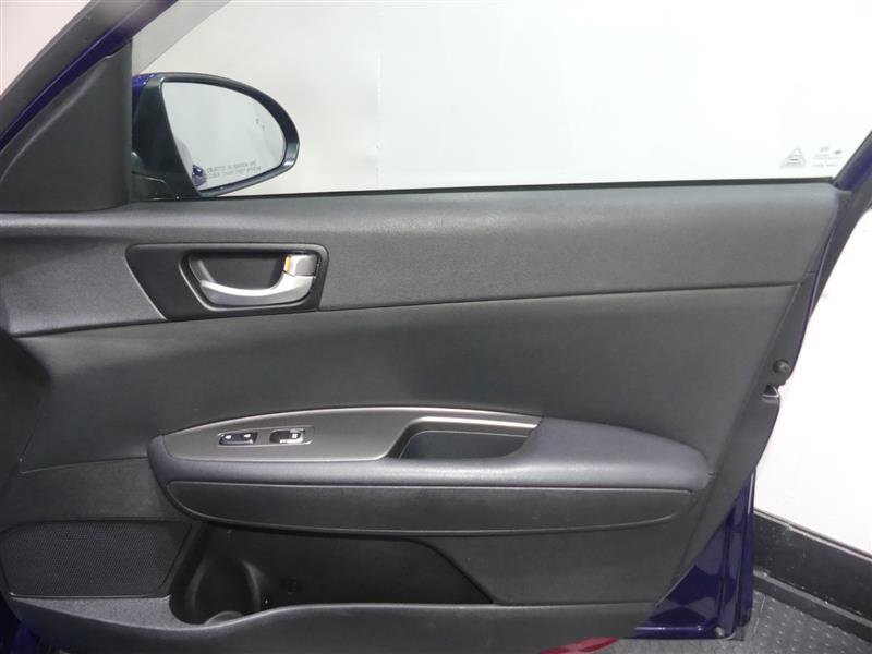 Used 2019 Kia Optima S image 18