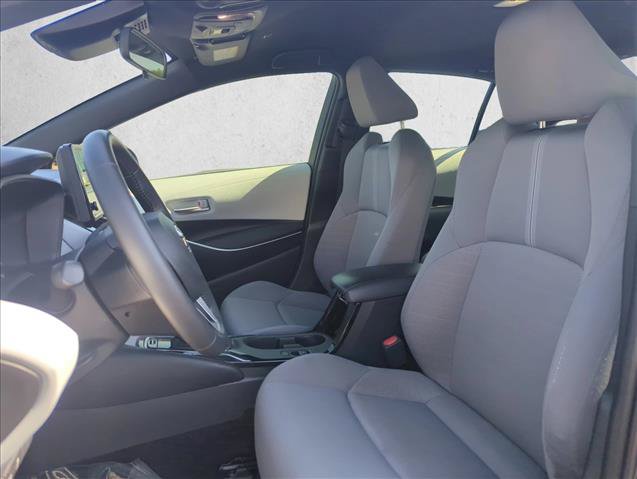Used 2025 Toyota Corolla SE FWD image 18