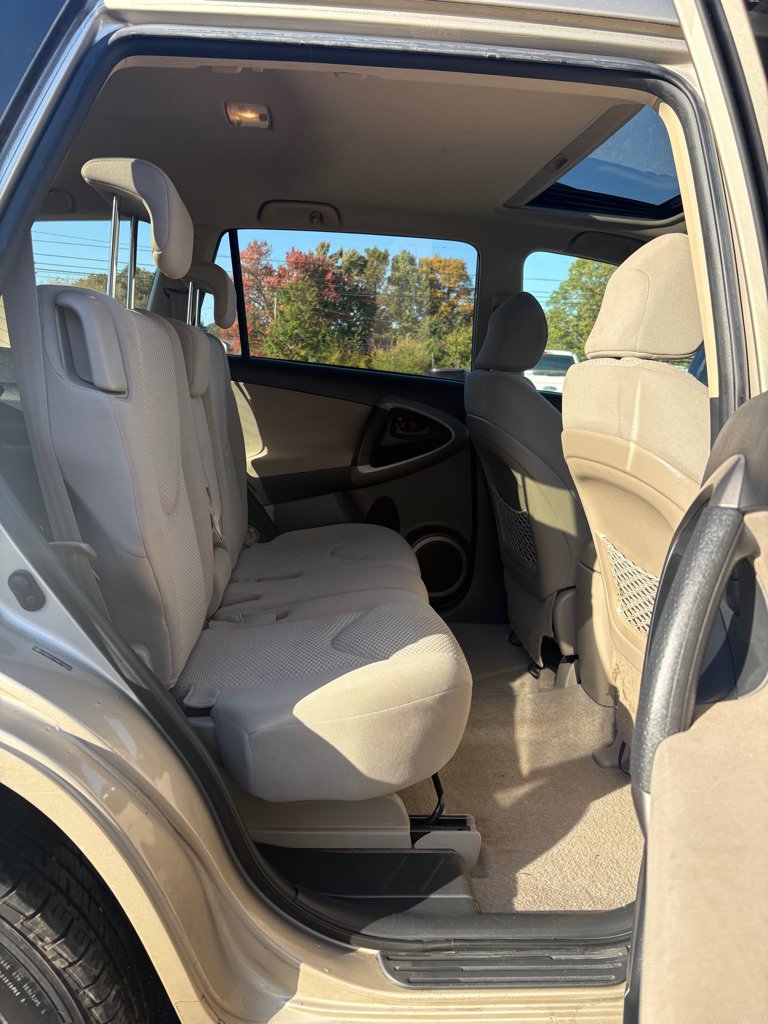 Used 2008 Toyota RAV4 Limited AWD/4WD image 12