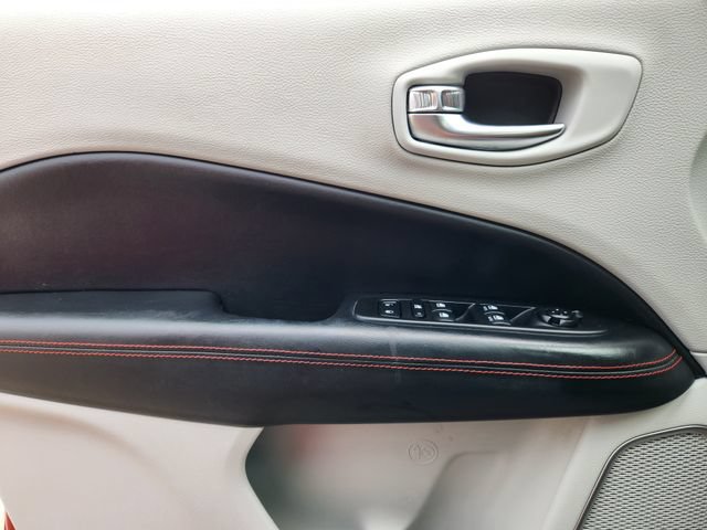 Used 2017 Jeep Compass Limited AWD/4WD image 25