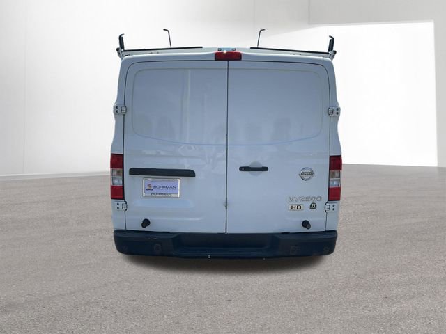 Used 2016 Nissan NV 2500 SV RWD image 5