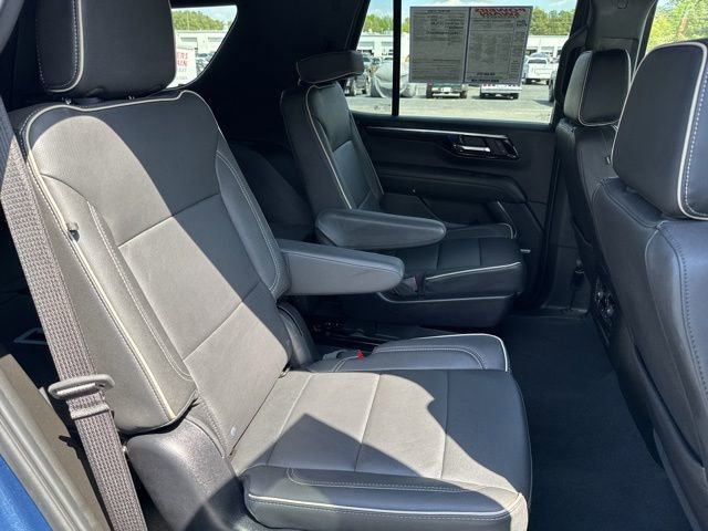 Used 2025 Chevrolet Tahoe Premier AWD/4WD image 30